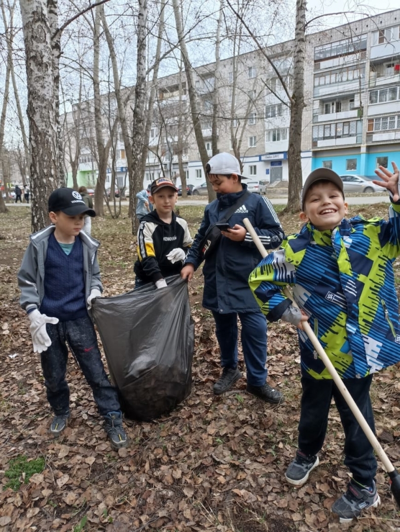 Сайт Березовского - В последний месяц весны заходим с чистыми дворами